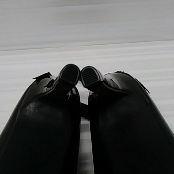 SOFIA VERGARA STILETTO HEELS - Picture 6 of 8